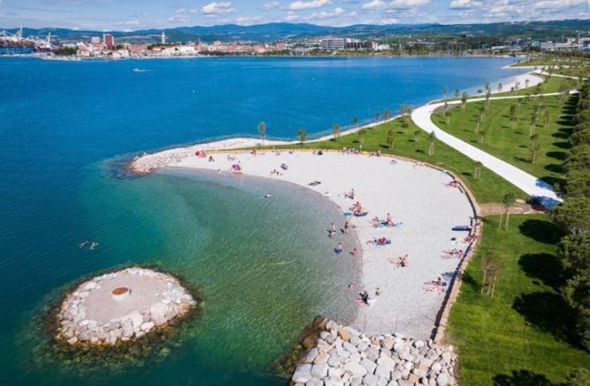 Lovely Apartment With Fabulous View Koper Buitenkant foto